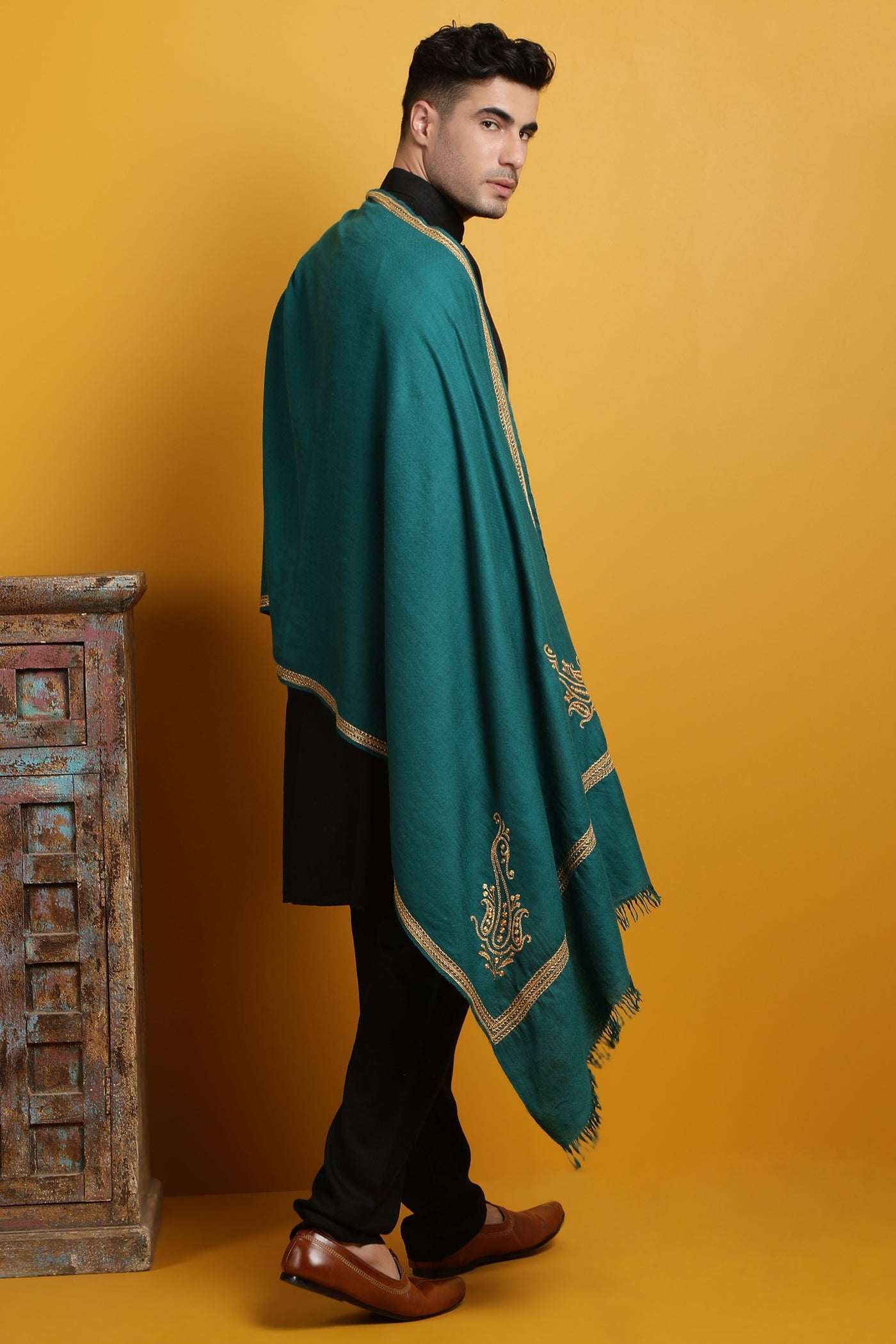 Pashmina Handwoven Tila Work Shawl