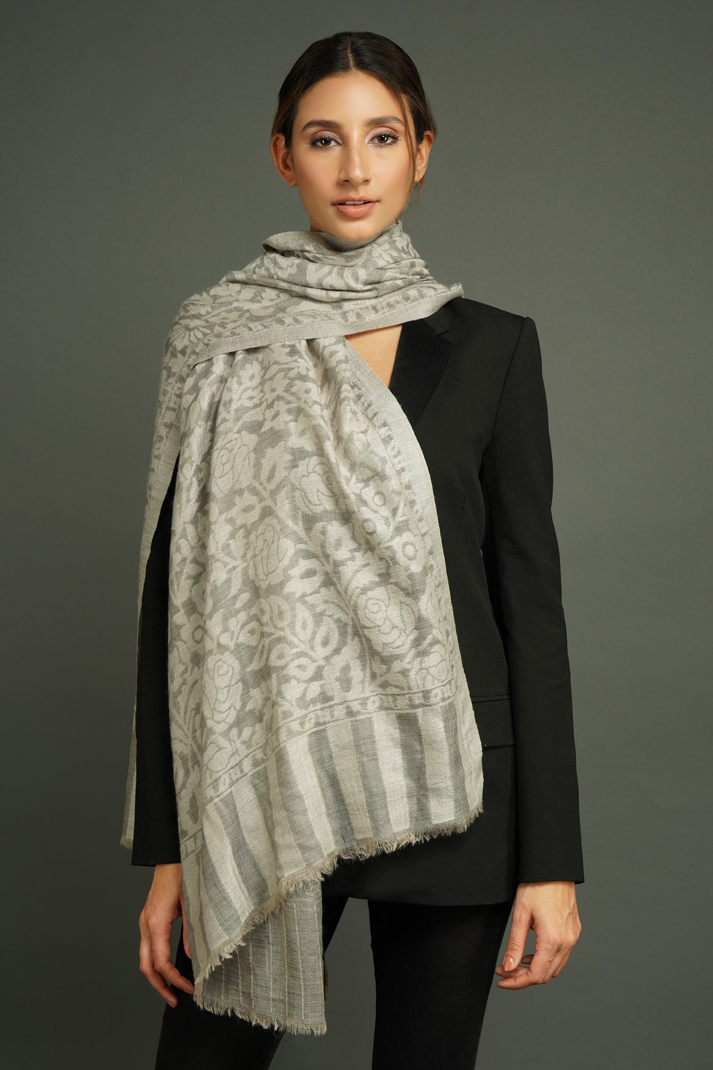 Cashmere Fine Wool With Tone On Tone In Single Kani