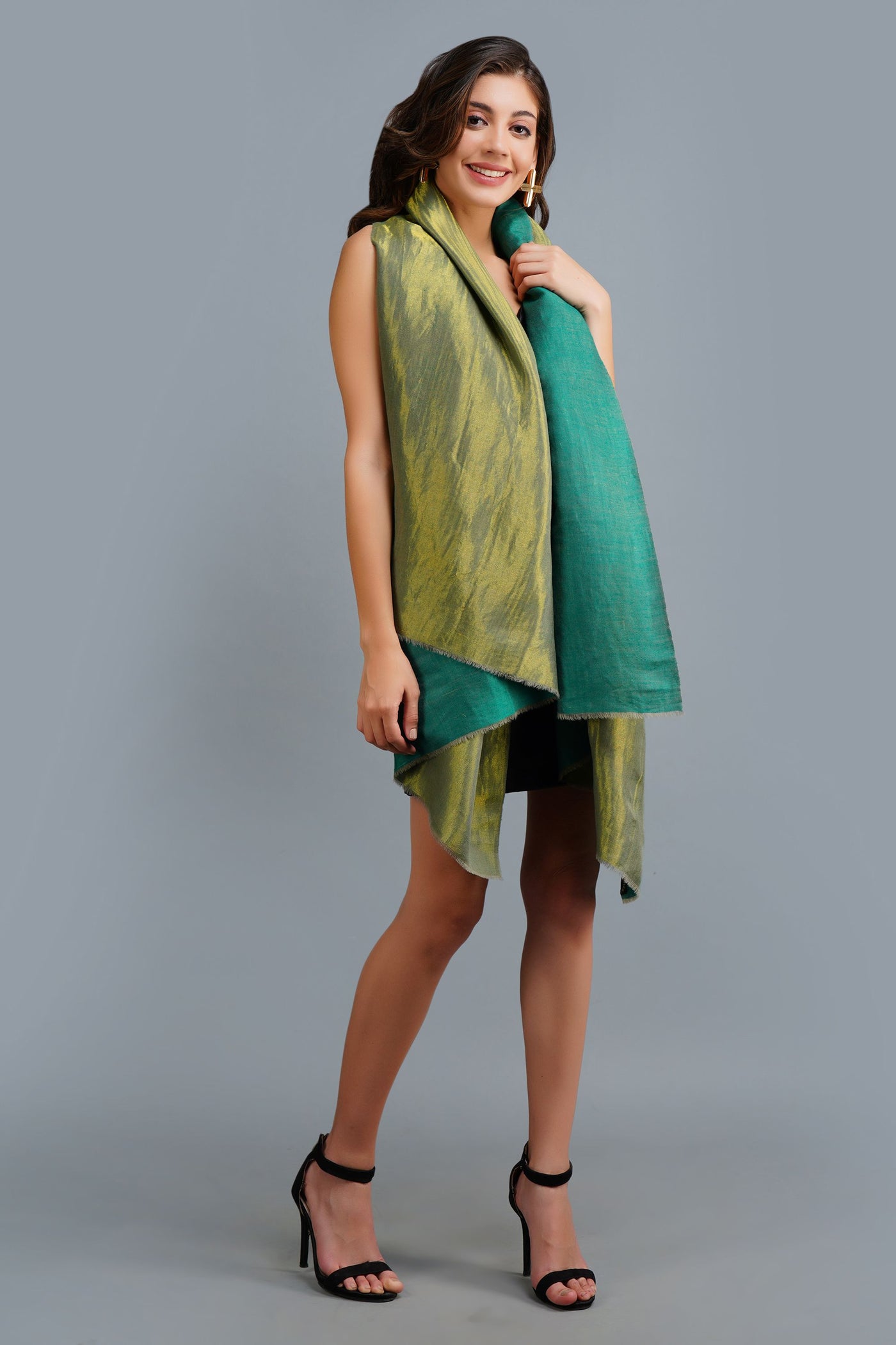 -  Handwoven Green Zari Pashmina Shawl
